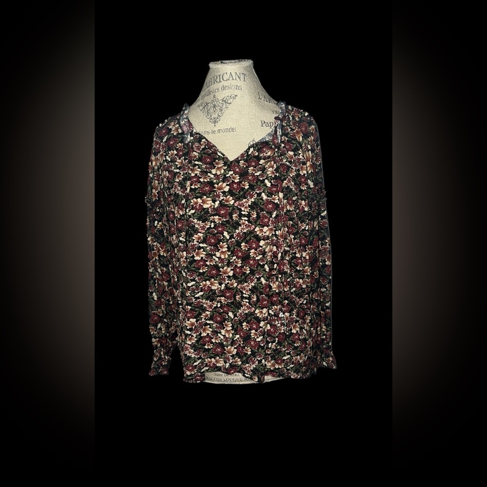 Cupio Floral Blouse in Red and Cream